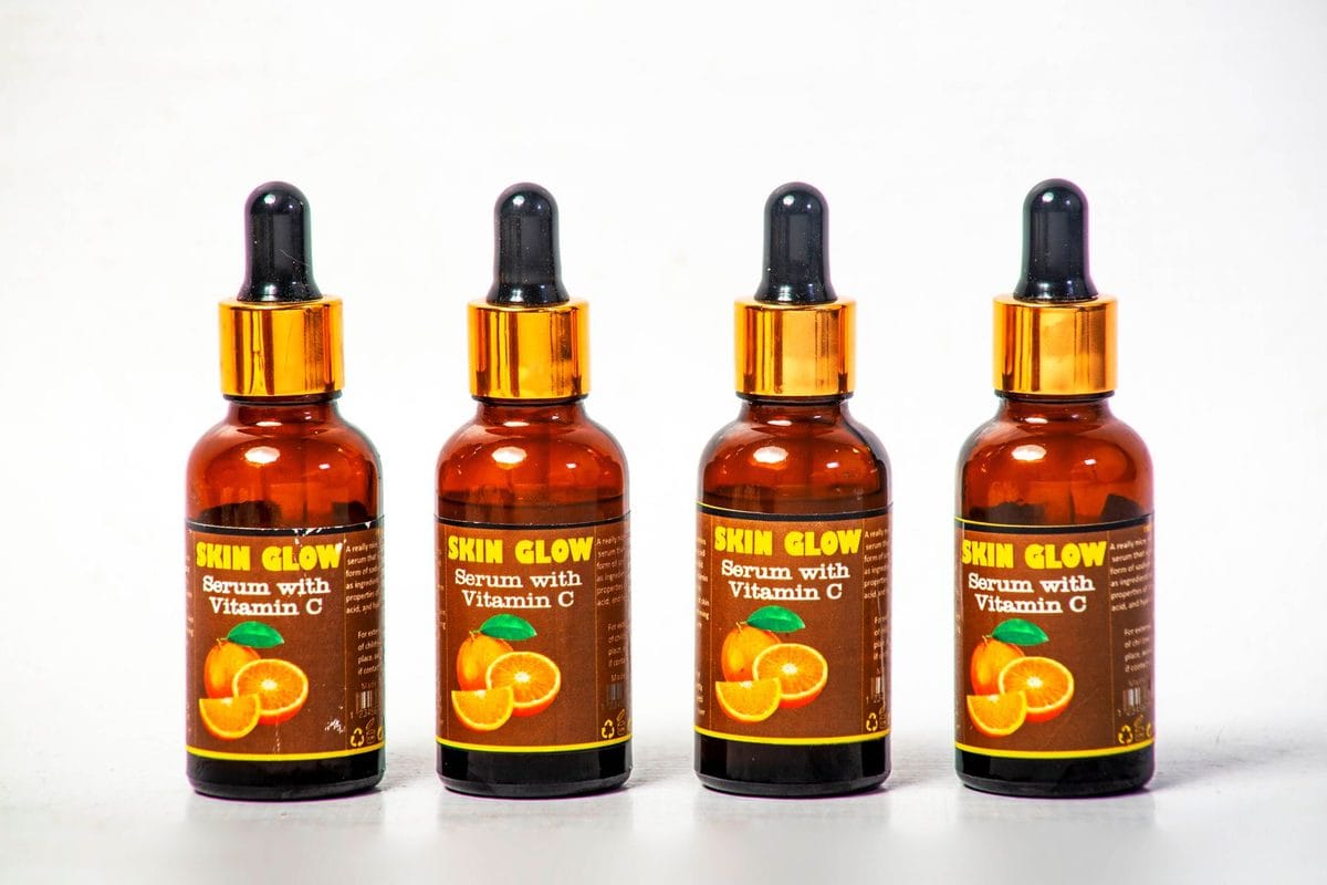 Why Your Vitamin C Serum Turns Orange: The Oxidation Chemistry Behind a Skincare Staple